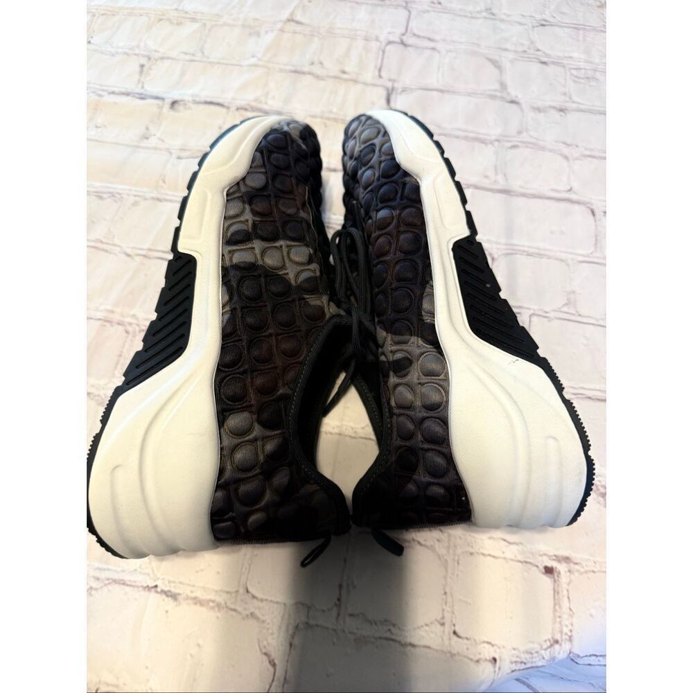 Linea Paolo Women's Size 6 Fashion Trainers Camo Bubble Fabric Sporty Athleisure - Picture 7 of 13